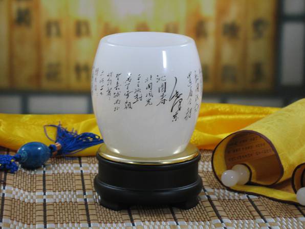 晓燕文化办公-提供礼品 鼓型白玉旋转笔筒 沁园春